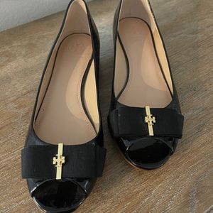 Tory Burch open toe flats